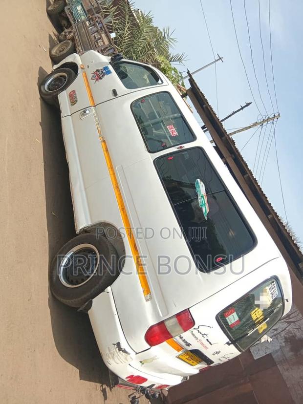 Toyota HiAce 2008 White