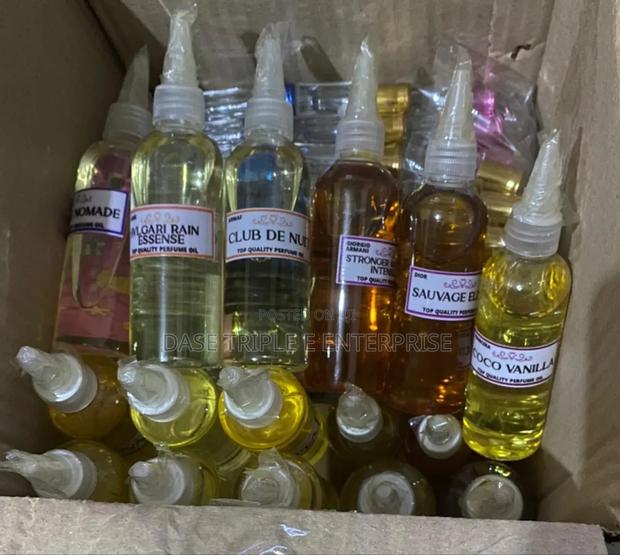 Perfume Oil · Photo 4