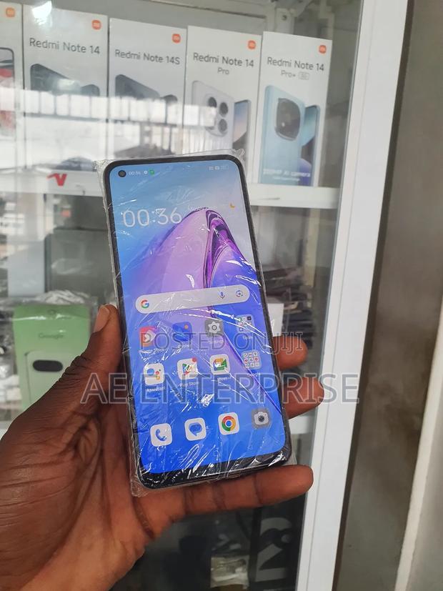 New Oppo Reno8 5G 256 GB Gold photo 3