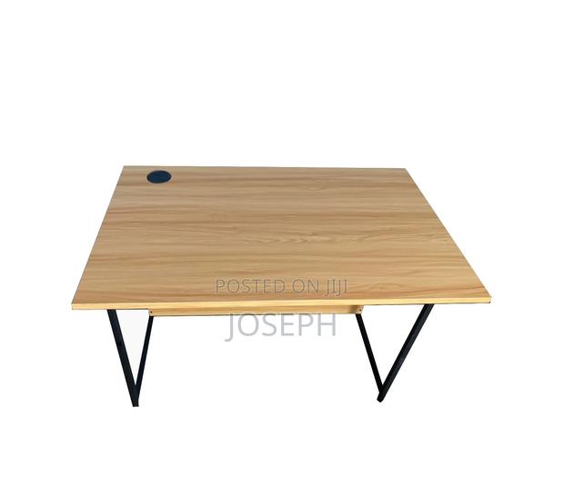 Computer Table Desk · Photo 2