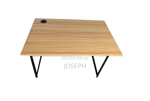 Computer/Study Desk Table · Photo 3