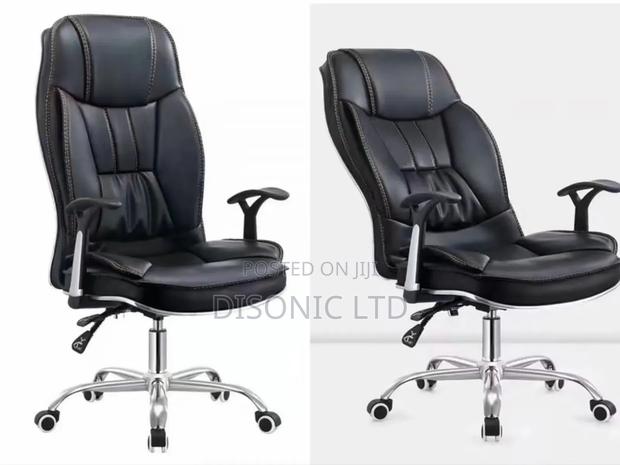 Adjustable Office Chair · Photo 2