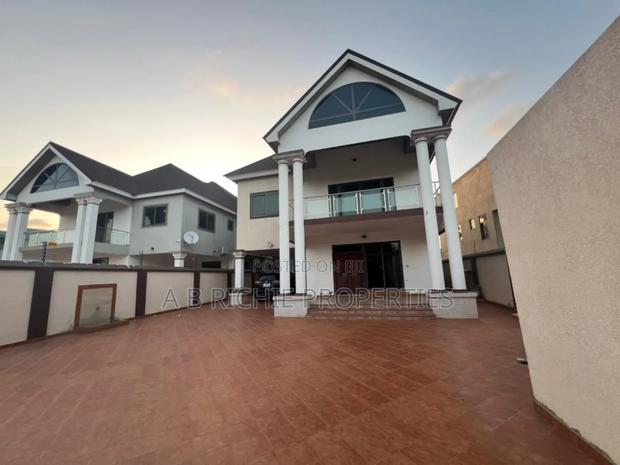 5bdrm House in Ab Richie Properties, Dzorwulu for rent · Photo 1