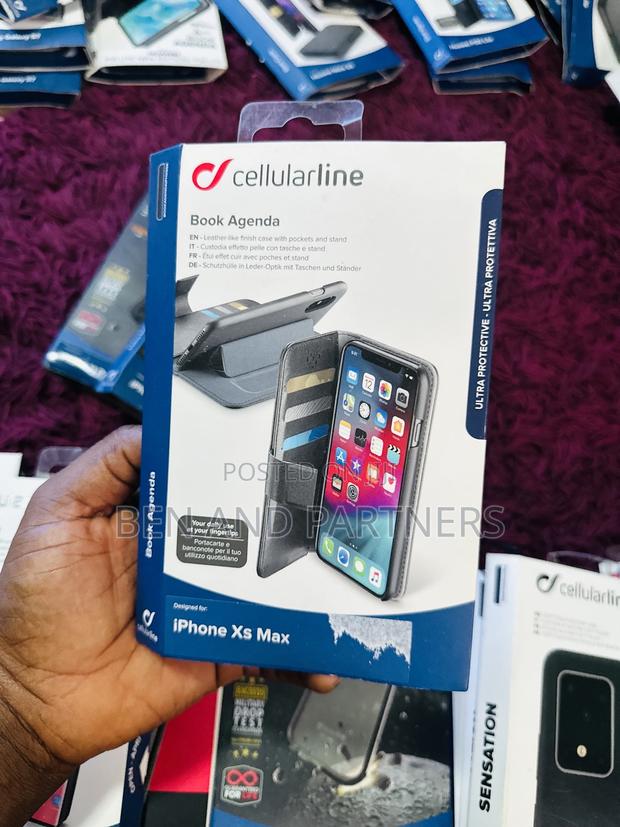 Original Flip Cover For iPhone Xs Max · Photo 3
