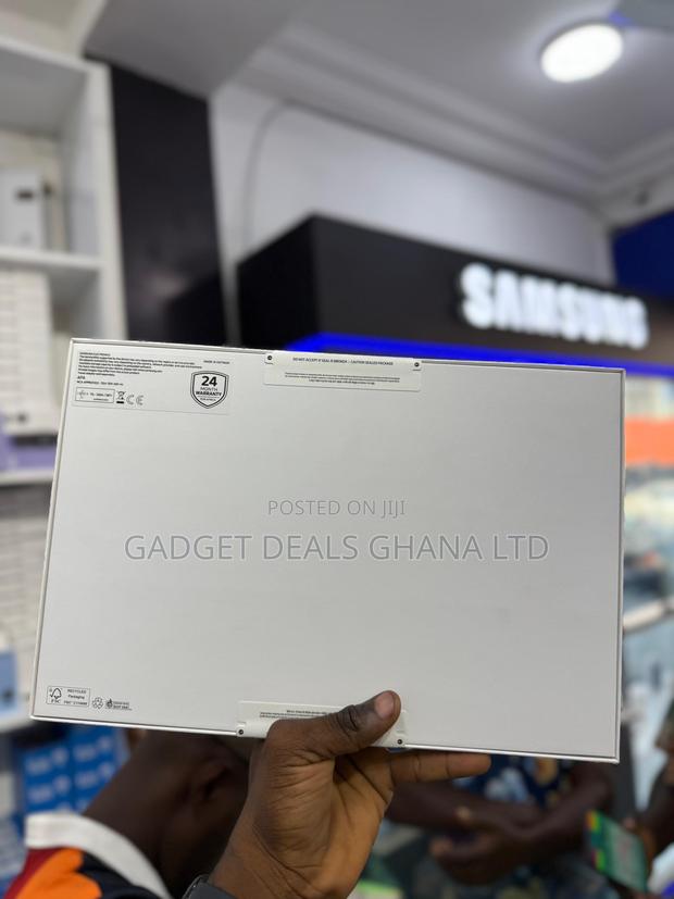 New Samsung Galaxy Tab S10 FE+ 256 GB Black · Photo 4