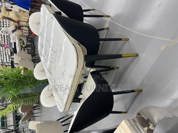 Quality Dining Set(6 Chairs) · Photo 3