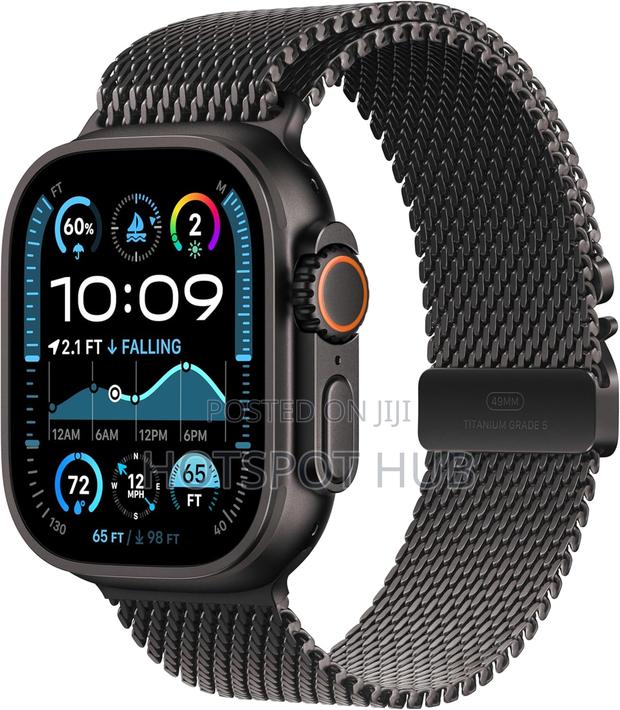 Apple Watch Ultra 2 Titanium Case With Black Milanese Loop · Photo 3