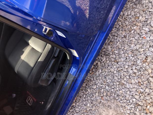Honda Civic 2017 Blue · Photo 3
