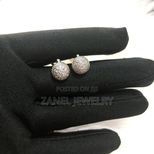 Clip Earrings · Photo 4