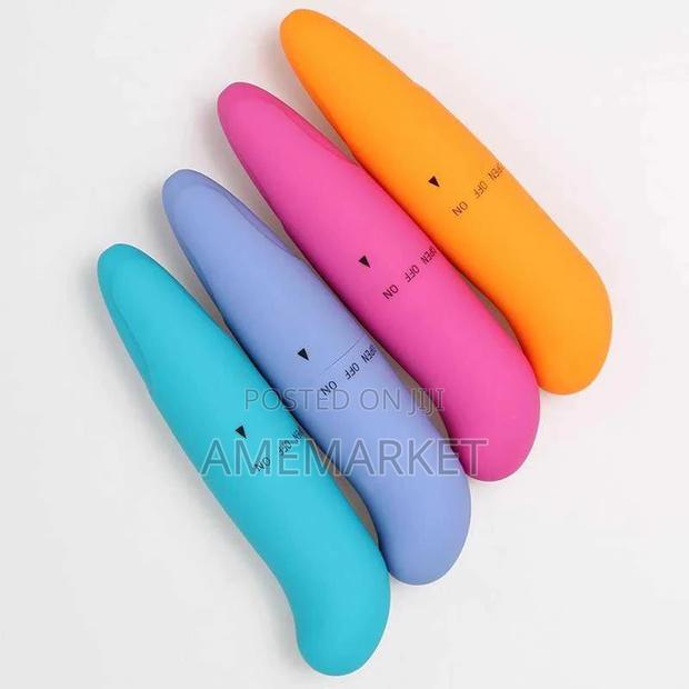 Powerful Mini G-Spot Dolphin Vibrator - Pussy Sex Toy · Photo 2