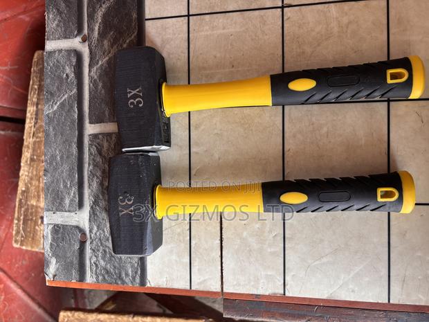 1500g Stoning Hammer · Photo 3