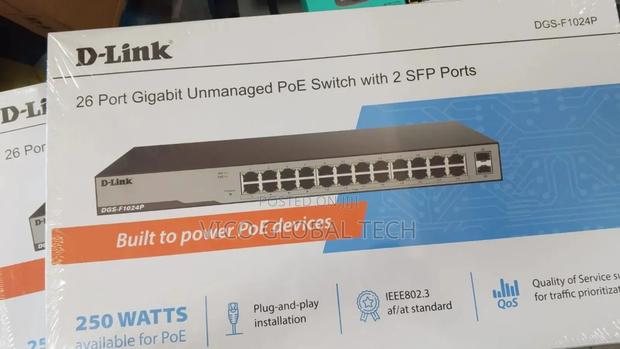 D-Link 26-Port Gigabit Unmanaged Poe Switch With 2 SFP Ports · Photo 1