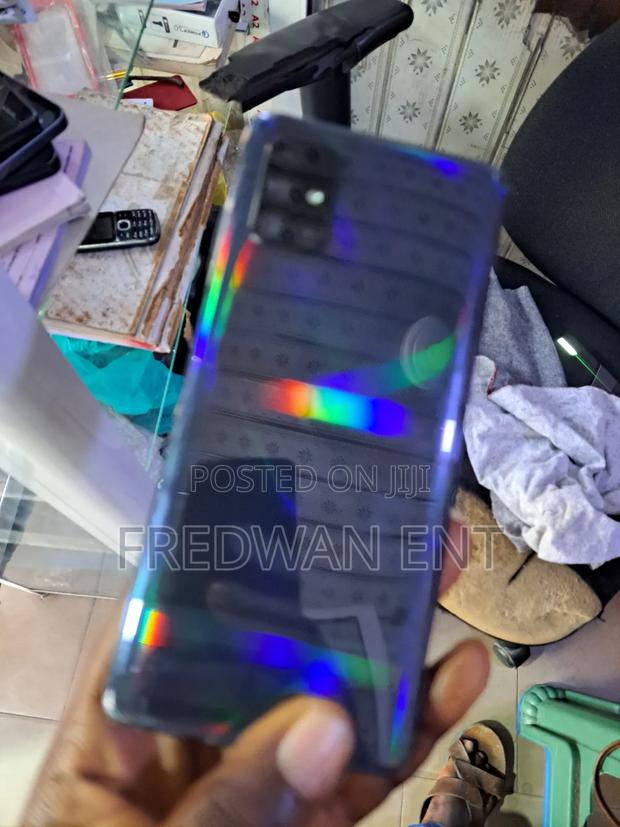 New Samsung Galaxy A71 5G 128 GB Gray