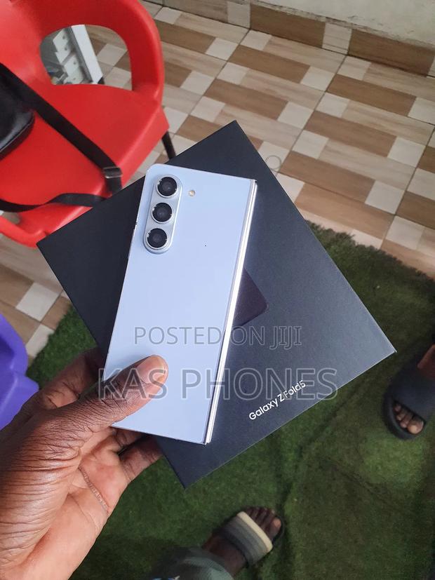 New Samsung Galaxy Z Fold 5 512 GB