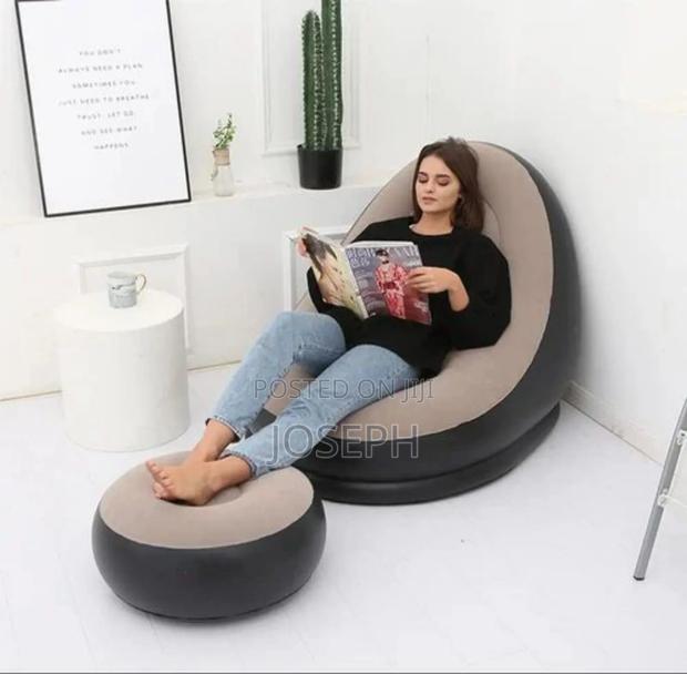 Inflatable Sofa With Stool · Photo 3