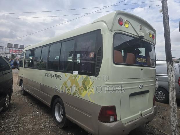 Hyundai County 2014 Grey photo 3