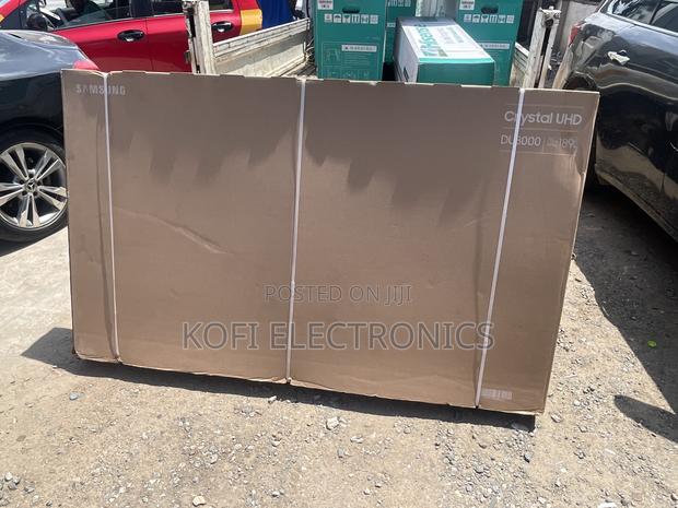 A Du8000 Series 75inches Samsung Digital Satellite Tv · Photo 3