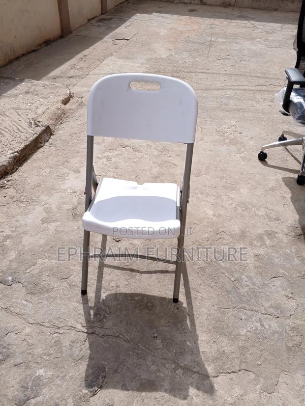 Foldable Chair for Home and Event photo 3