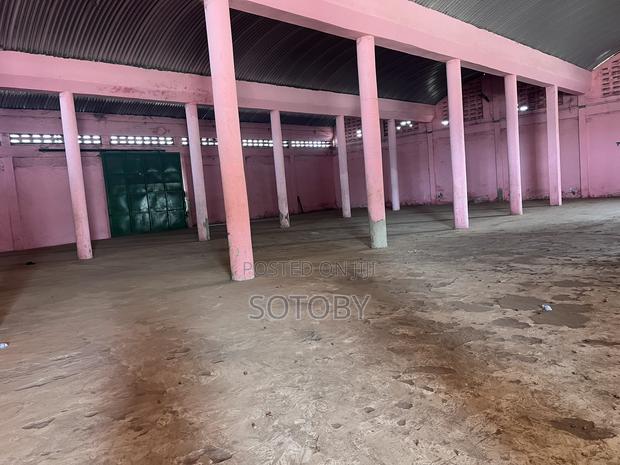 1380 Warehouse for Rent at Tema photo 3