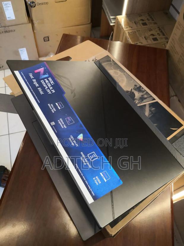 New Laptop Asus ROG Strix G17 32GB Intel Core I9 SSD 1T · Photo 4