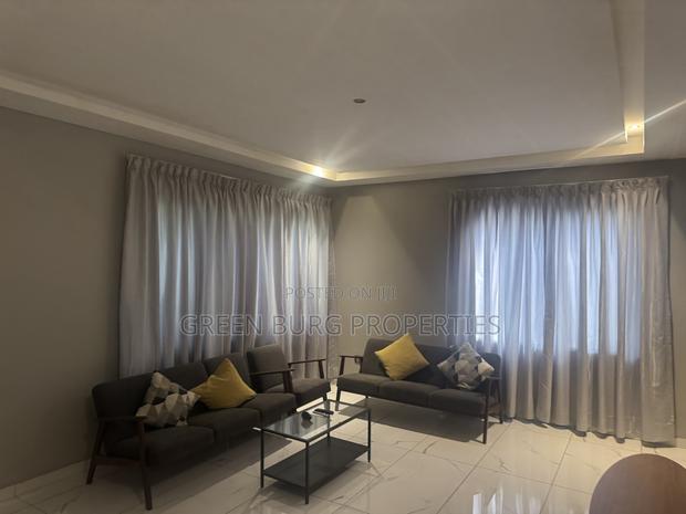 Furnished 5bdrm Townhouse / Terrace in Green, East Legon for rent photo 12