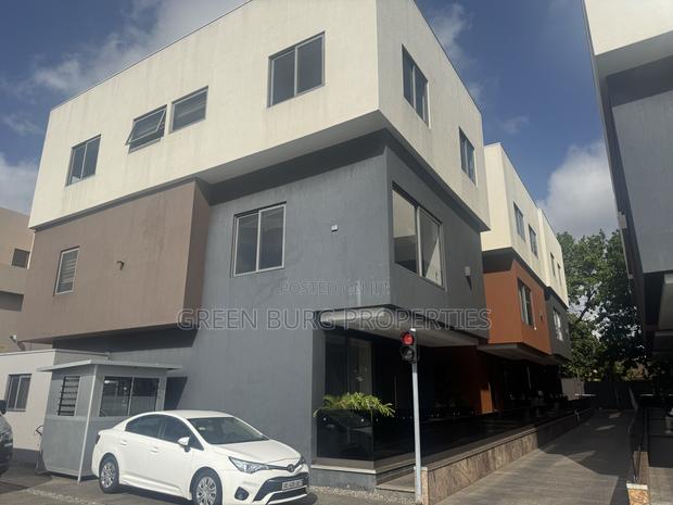 Furnished 5bdrm Townhouse / Terrace in Green, East Legon for rent photo 2