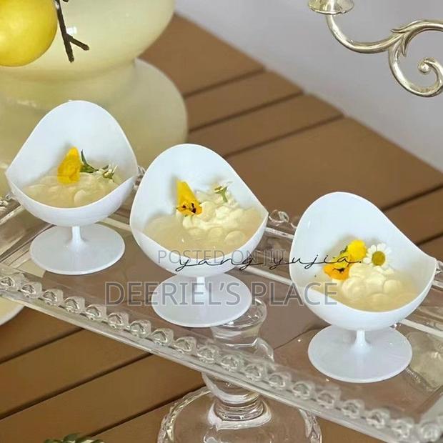 Plastic Ice Cream Cups · Photo 3