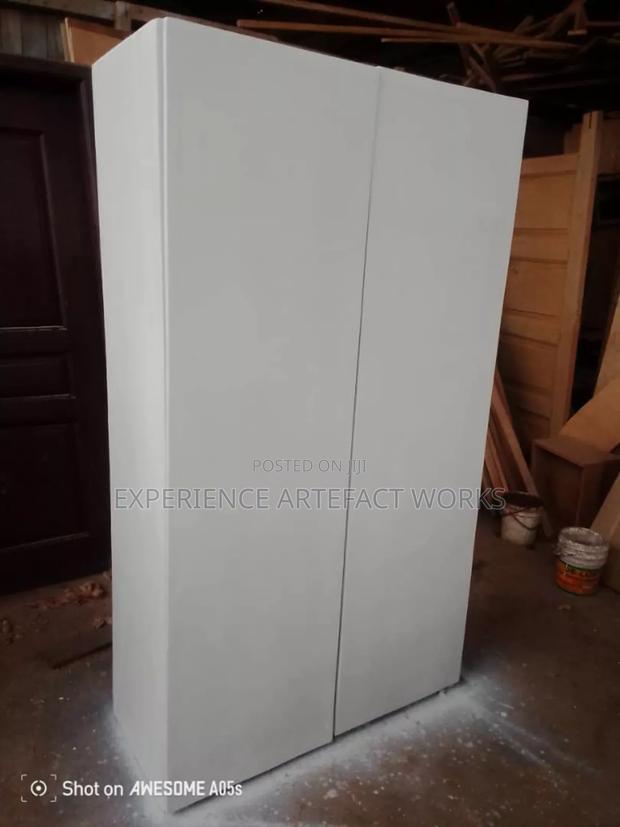 White Wardrobe photo 3