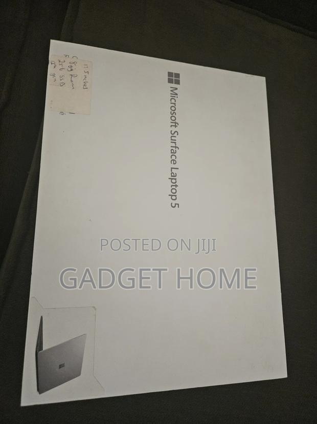 New Laptop Microsoft Surface Laptop 5 8GB Intel Core I5 SSD 256GB