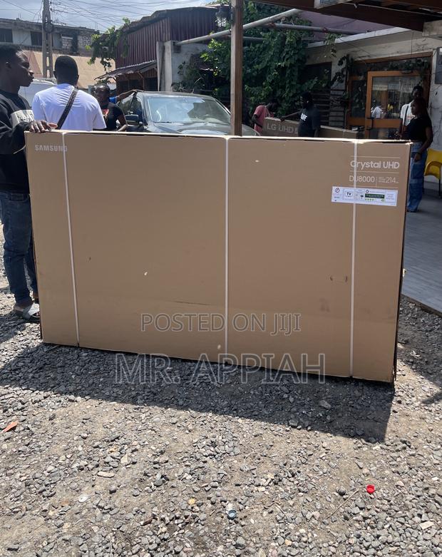 Quality Samsung 85du8000 85” Crystal Uhd Smart Tv(2025) · Photo 3