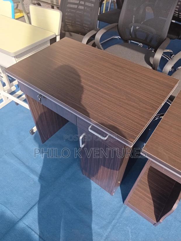 Study Nook Desk · Photo 2