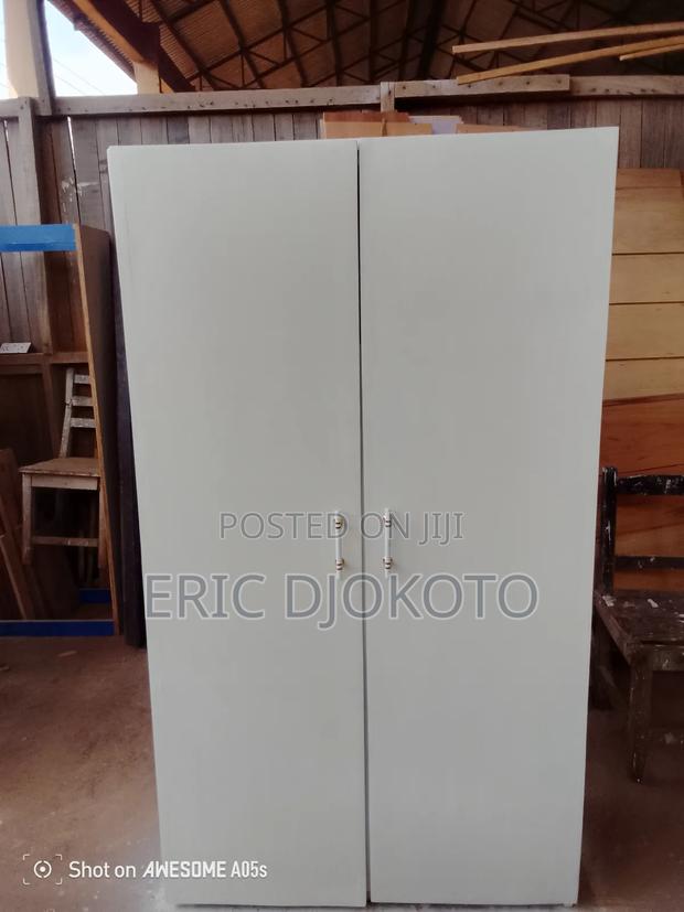 White Furniture · Photo 2