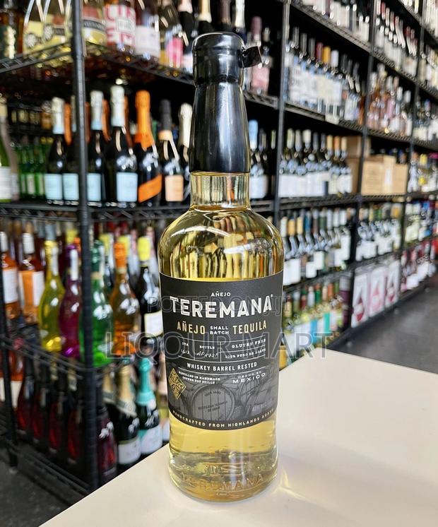 Teremana Tequila Anejo 750ml by Dwayne Johnson 'The Rock' · Photo 4