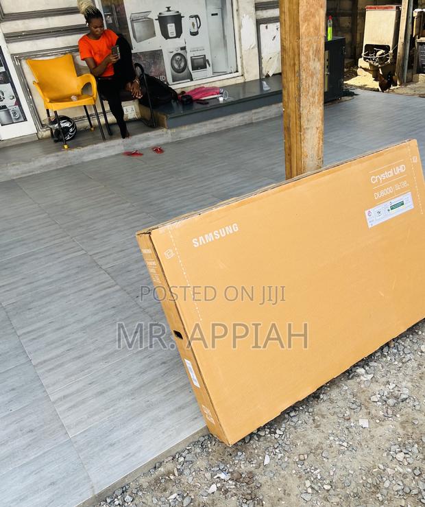 Original Samsung 55du8000 55” Ubd Smart Screen Tv(2025). · Photo 4