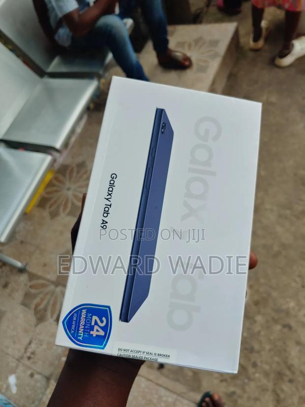New Samsung Galaxy Tab A9 64 GB Black photo 3