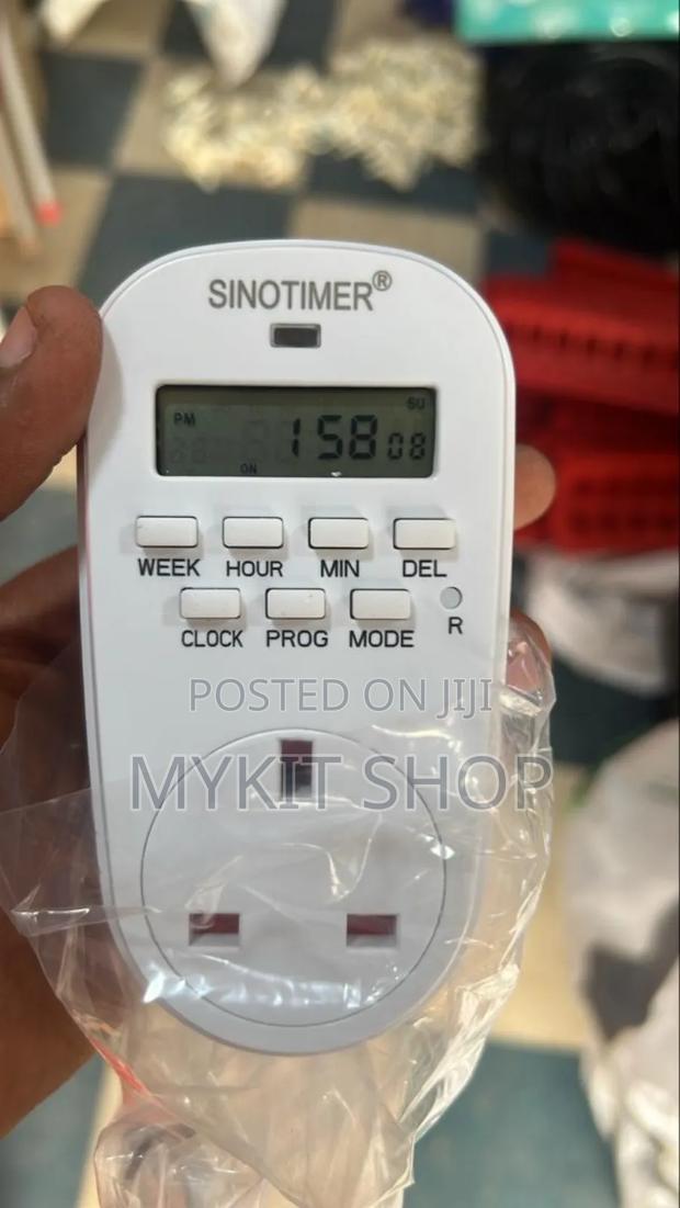 Plug-in Timer(Power Consumption Meter) · Photo 4