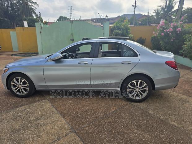 Mercedes-Benz C300 Sport 4dr AWD 4Matic Sedan (2.0L 4cyl 7A) 2015 Blue photo 2