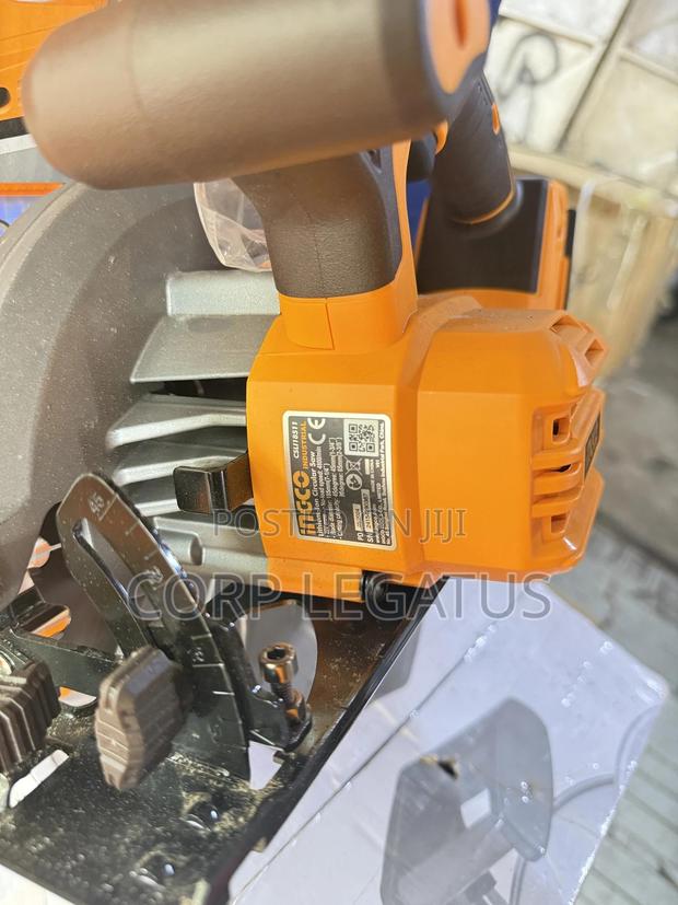 Ingco Cordless 7” Circular Saw photo 3