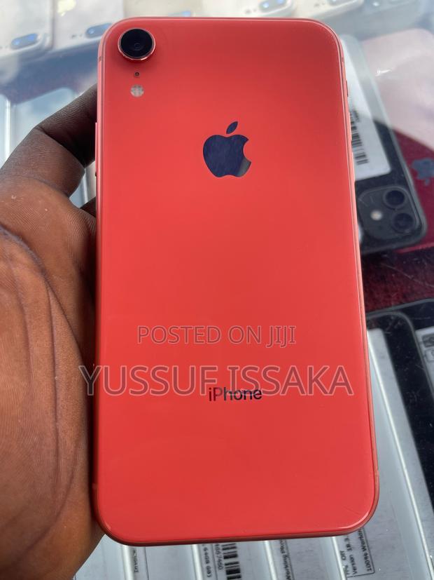 Apple iPhone XR 128 GB Orange photo 2