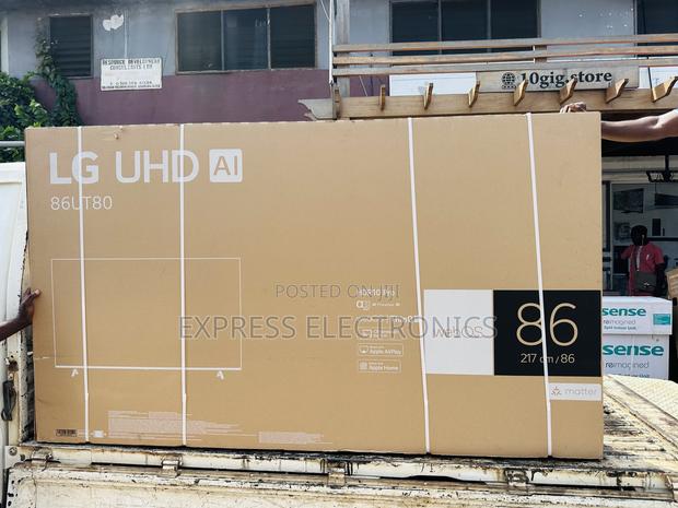 Ultra Modern Slim Uhd Smart Lg 86”Ut8000 · Photo 4