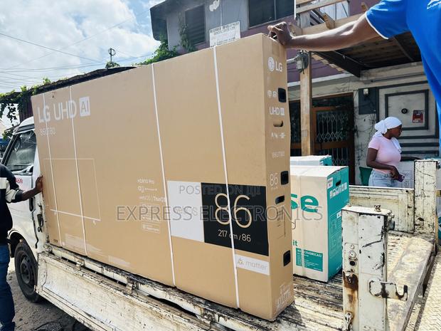 Ultra Modern Slim Uhd Smart Lg 86”Ut8000 2025 · Photo 3