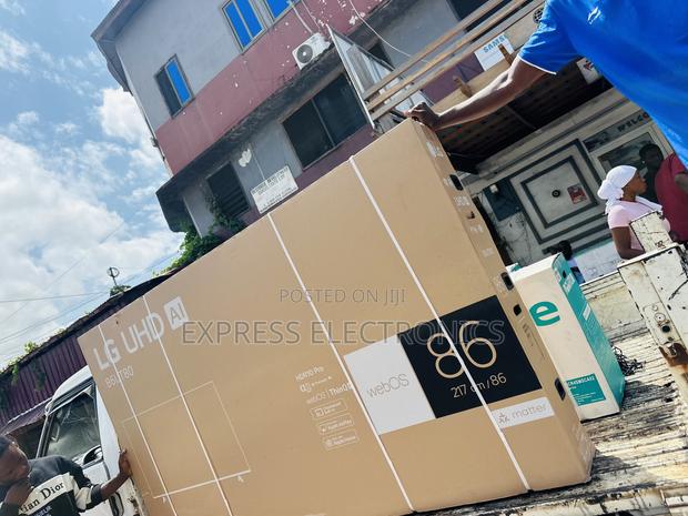 Uhd Smart Lg Uhd Smart Lg 86”Ut800 · Photo 3