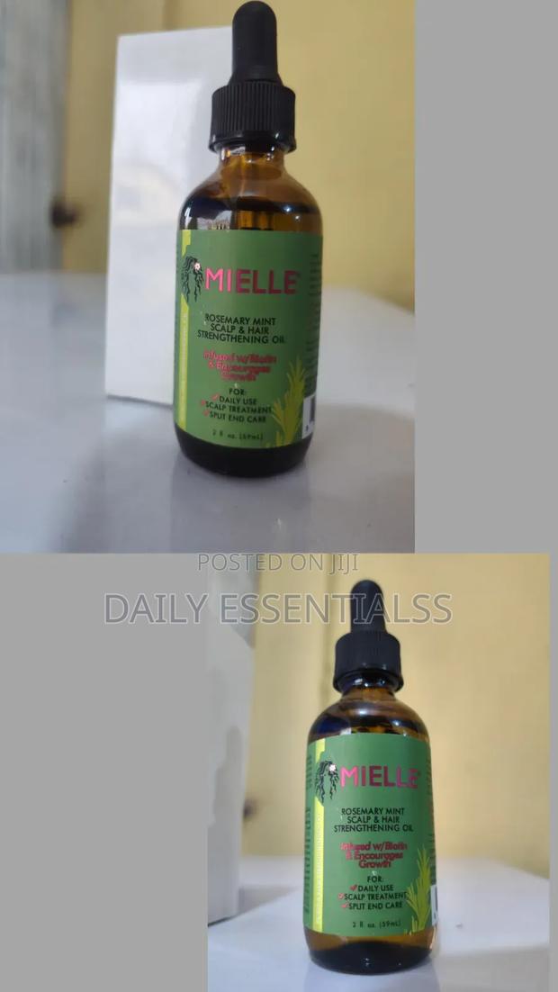 Mielle Rosemary Mint Scalp Hair Straightening Oil · Photo 2