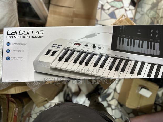 Samson Carbon 49 Midi Keyboard · Photo 3