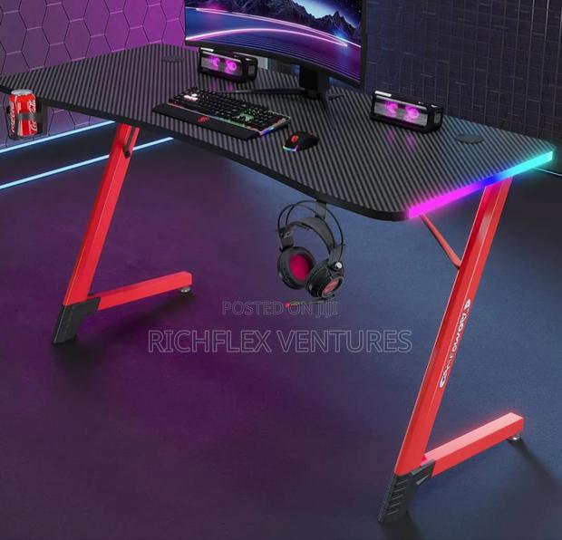 1.4meter Miuz Ergonomic RGB Computer · Photo 3
