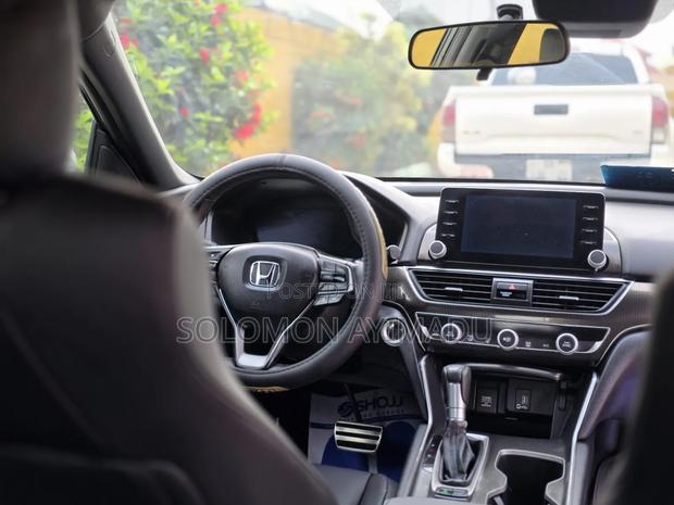 Honda Accord Sport 2018 Black photo 6
