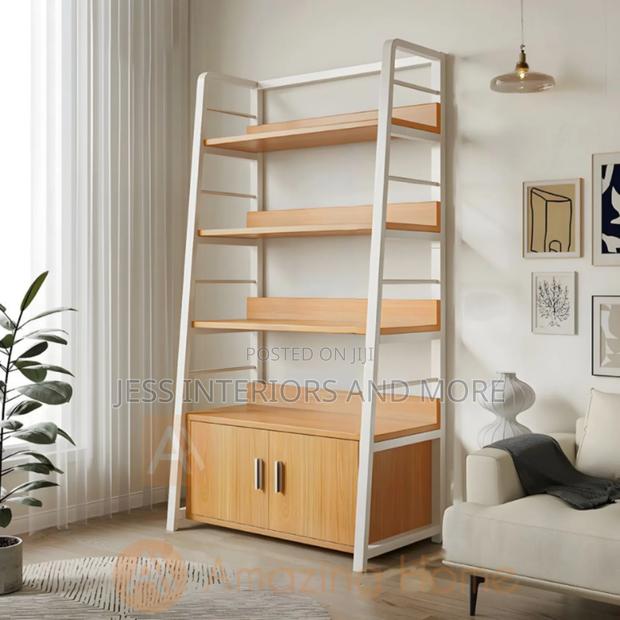 Bookcase Shelf With Storage · Photo 3