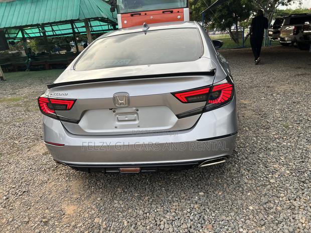 Honda Accord EX-L 2018 Silver photo 9