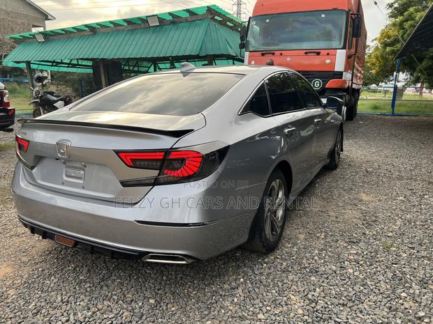 Honda Accord EX-L 2018 Silver photo 10
