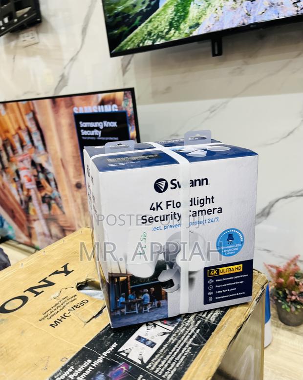 Check Out Swann Smart Floodlight Security Camera · Photo 2